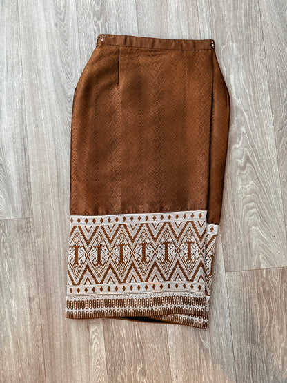 Classic Brown Sinh